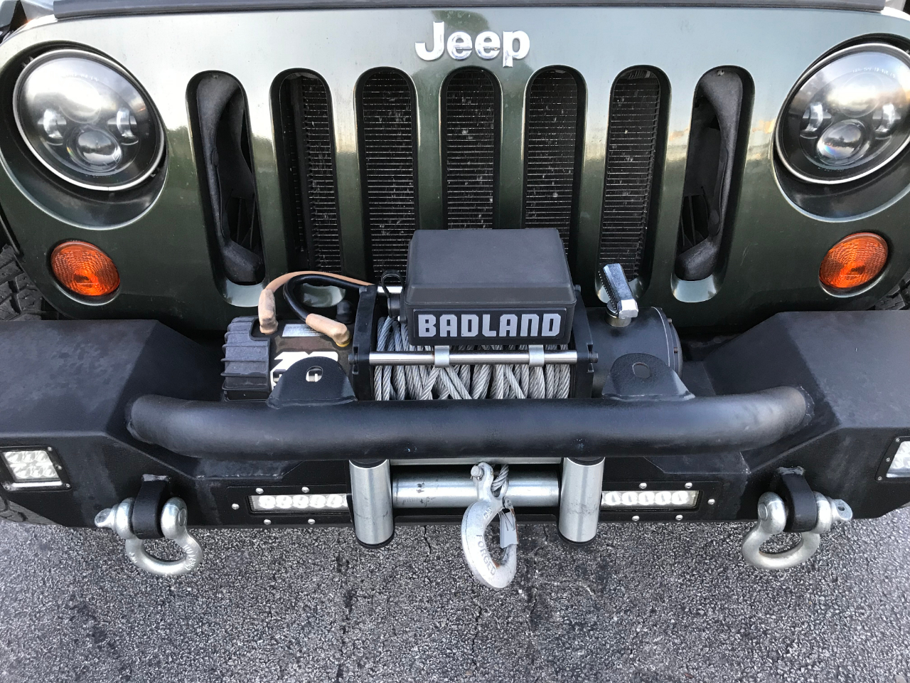 Jeep Wrangler Sport 4WD 2011