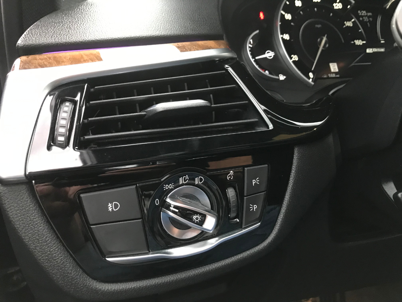 BMW 5-Series 530e xDrive iPerformance 2018