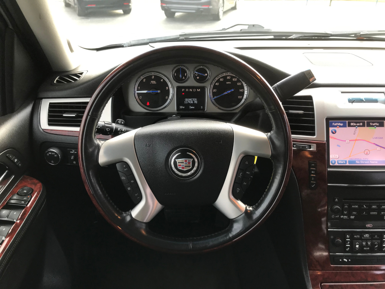 Cadillac Escalade Luxury 2WD 2014