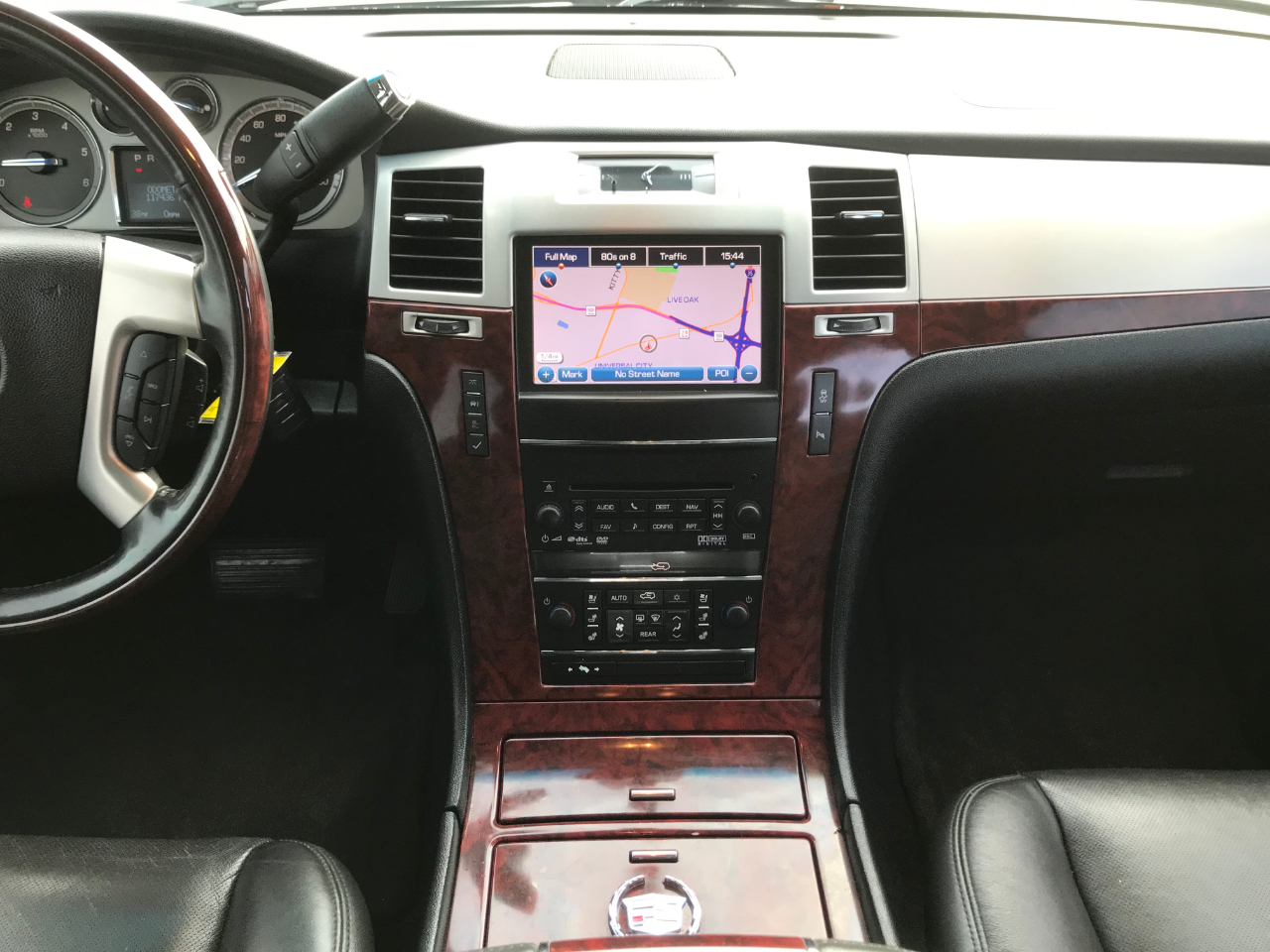 Cadillac Escalade Luxury 2WD 2014