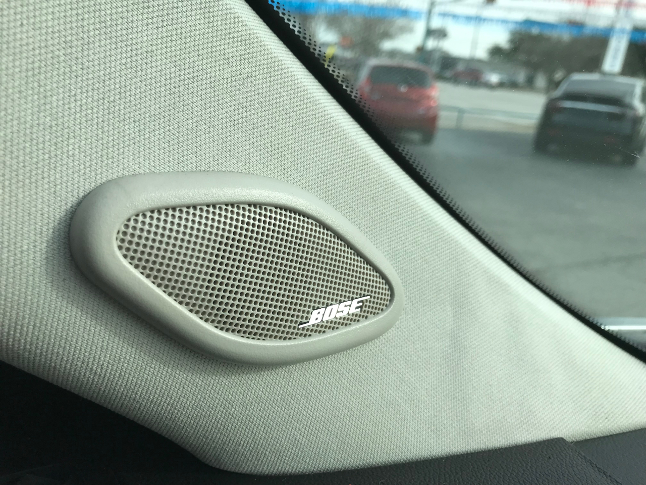 Cadillac Escalade Luxury 2WD 2014