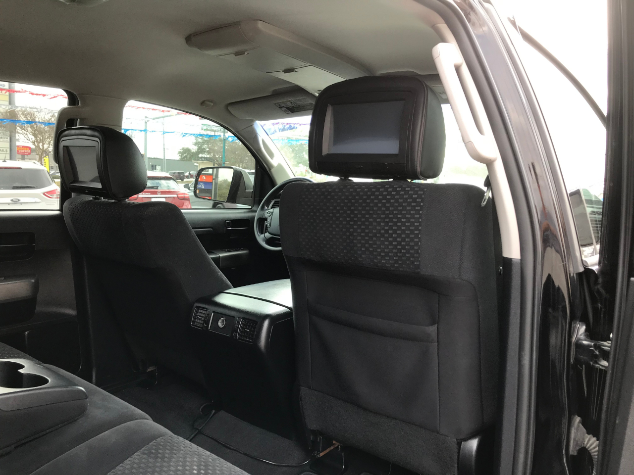 Toyota Tundra Tundra-Grade CrewMax 4.6L 2WD 2013