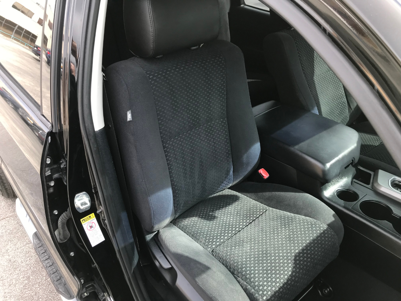 Toyota Tundra Tundra-Grade CrewMax 4.6L 2WD 2013