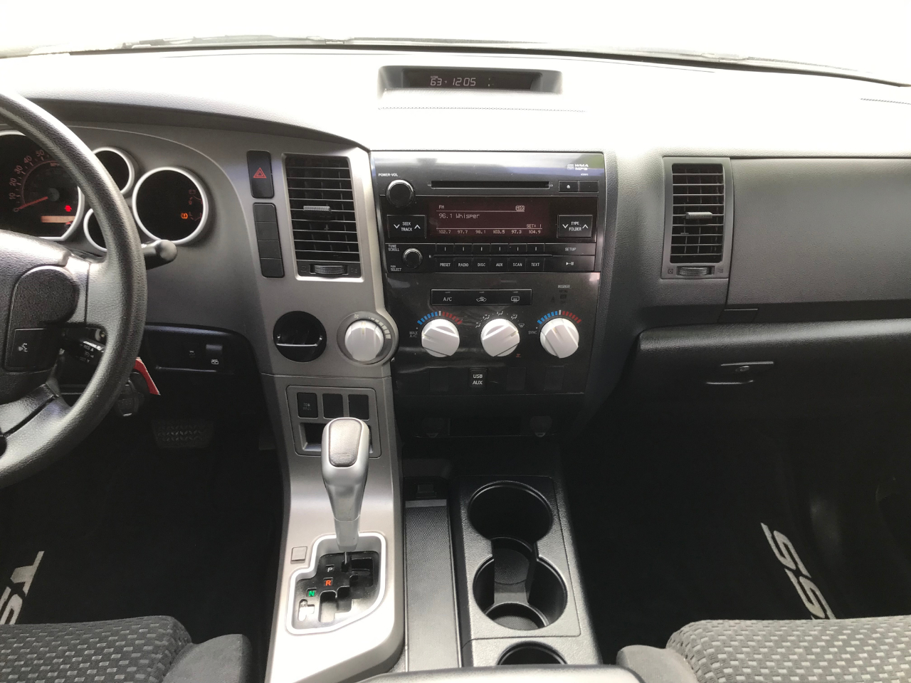 Toyota Tundra Tundra-Grade CrewMax 4.6L 2WD 2013