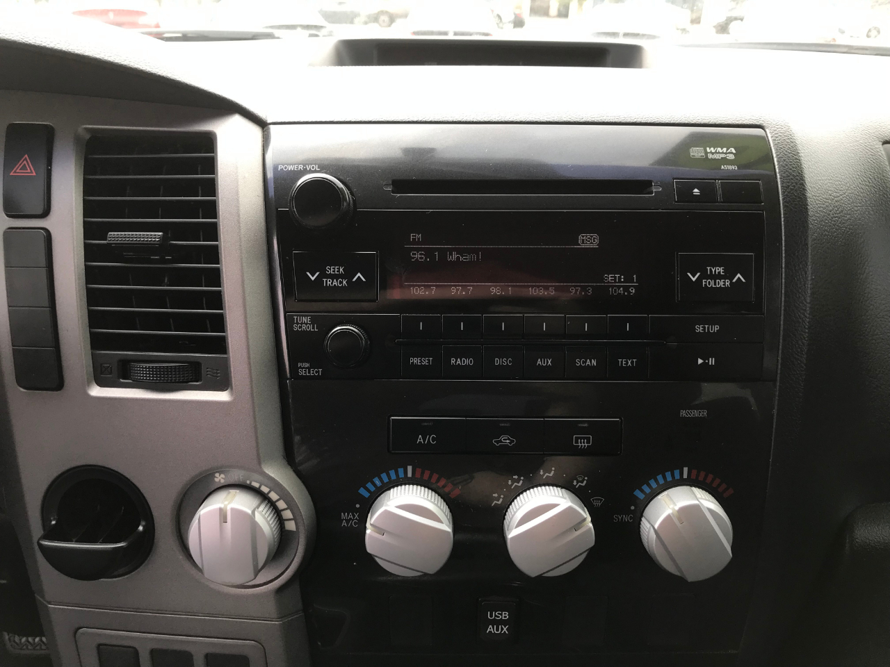 Toyota Tundra Tundra-Grade CrewMax 4.6L 2WD 2013