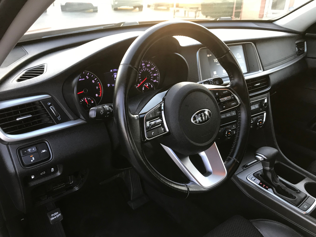 Kia Optima  2019