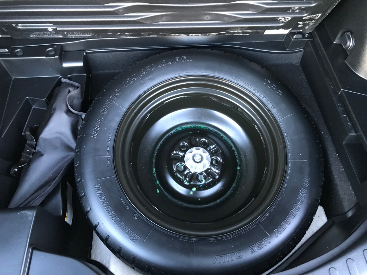 Toyota RAV4 XLE FWD 2017