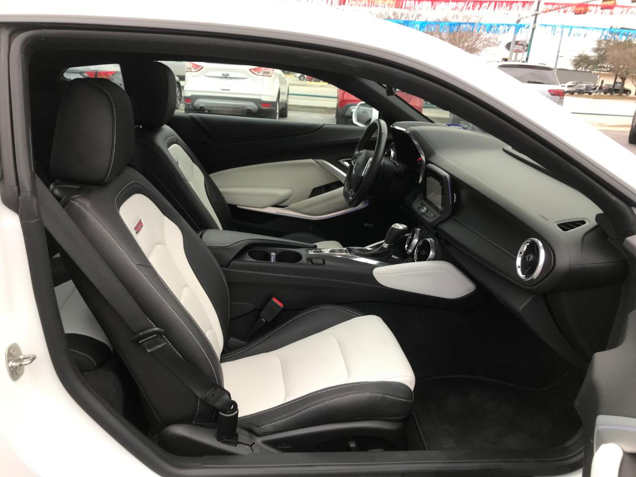 Chevrolet Camaro 2SS Coupe 8A 2018