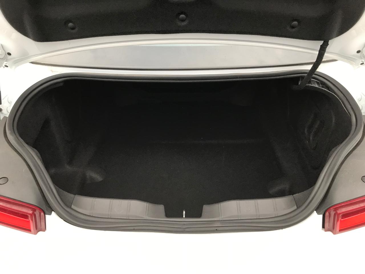 Chevrolet Camaro 2SS Coupe 8A 2018