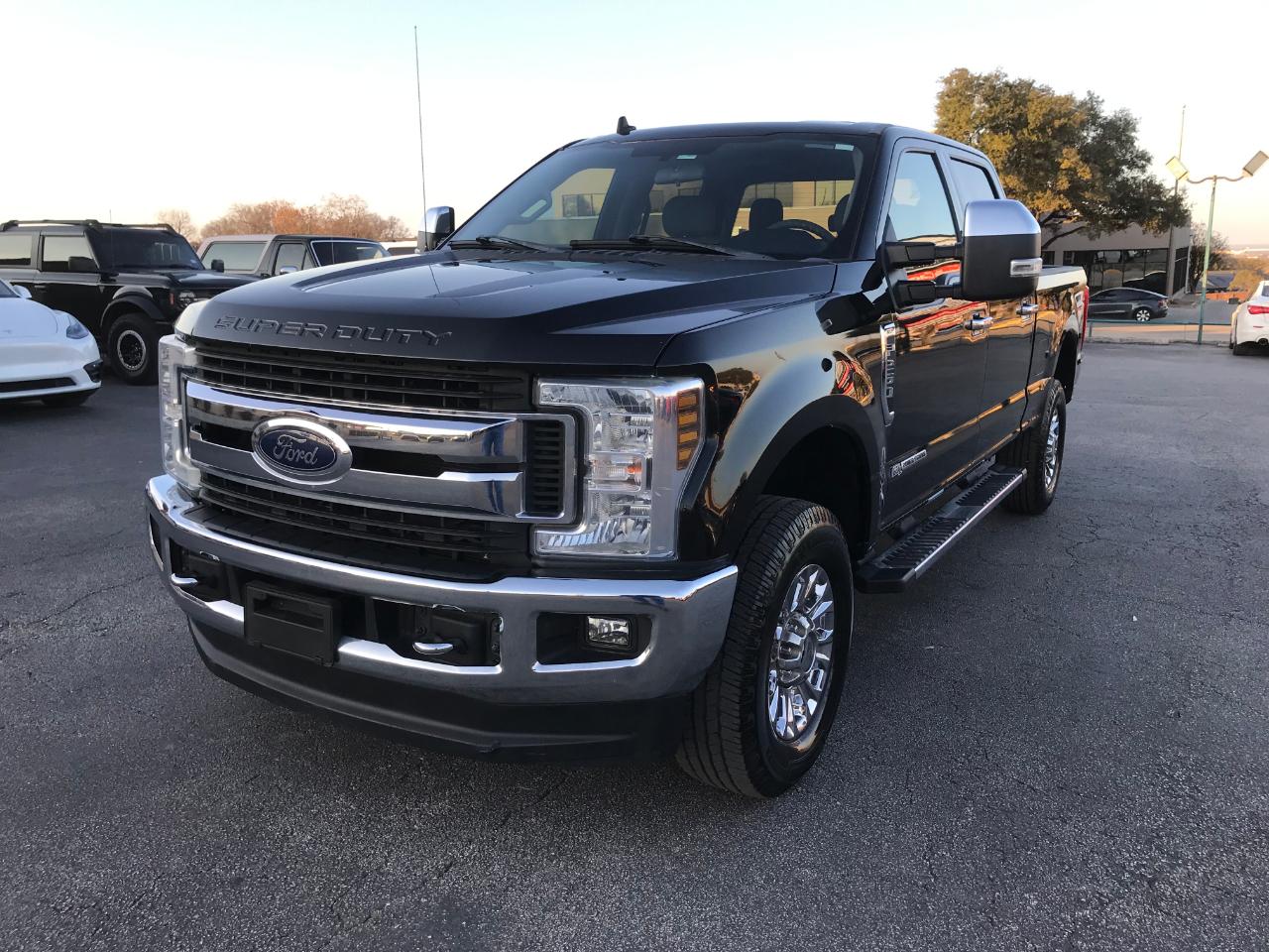 Ford F-250 SD XLT Crew Cab 4WD 2019