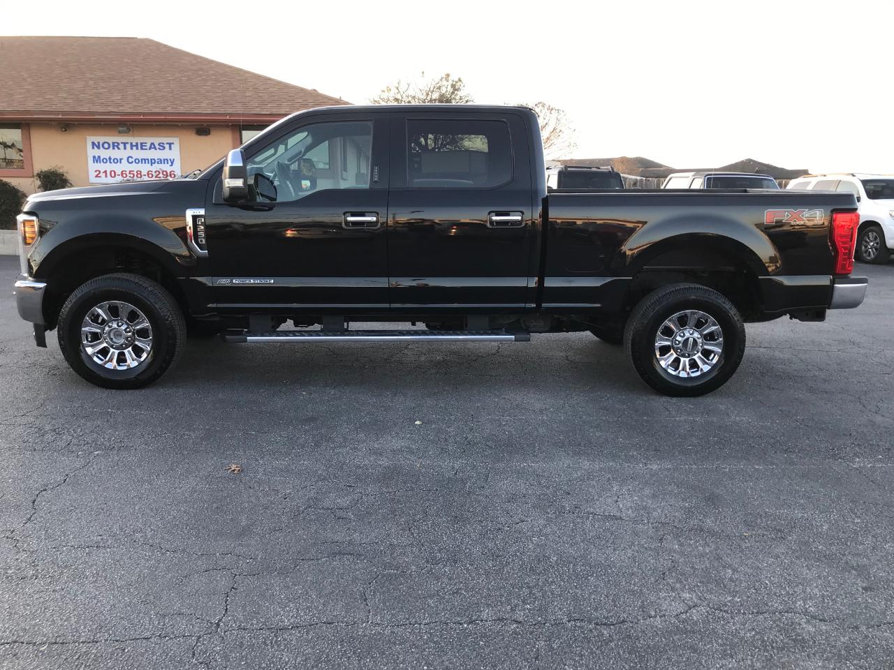 Ford F-250 SD XLT Crew Cab 4WD 2019