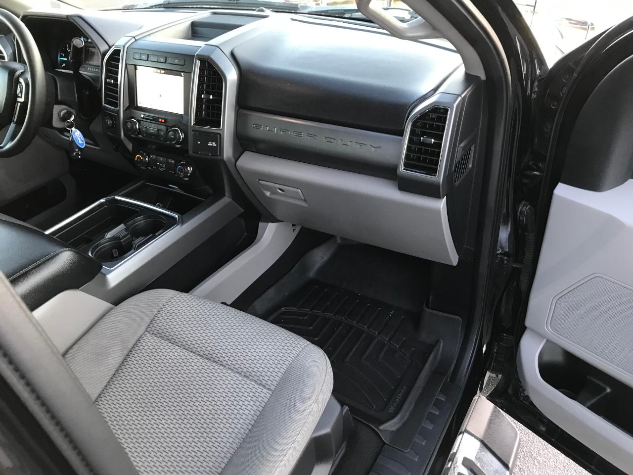 Ford F-250 SD XLT Crew Cab 4WD 2019