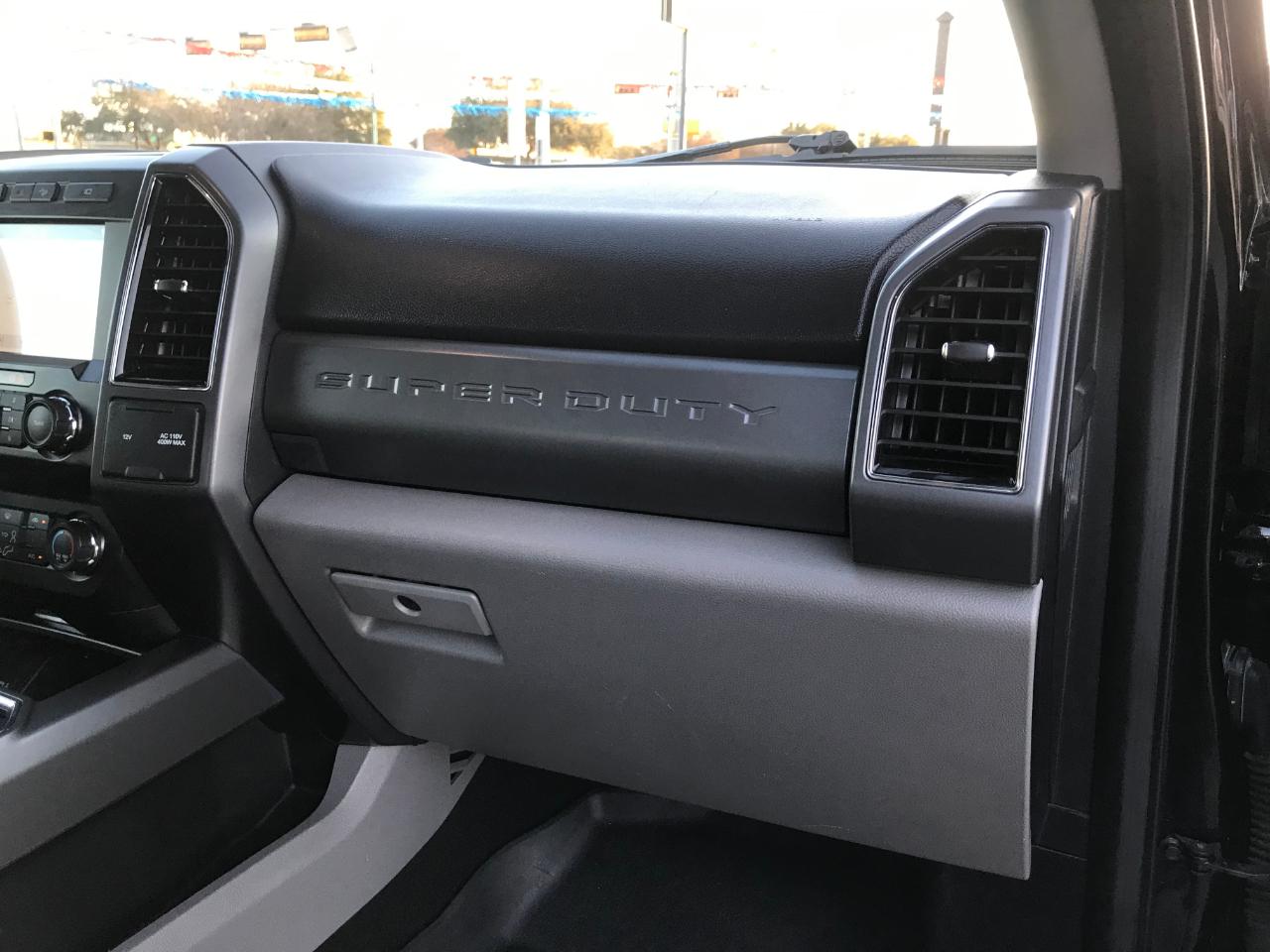 Ford F-250 SD XLT Crew Cab 4WD 2019