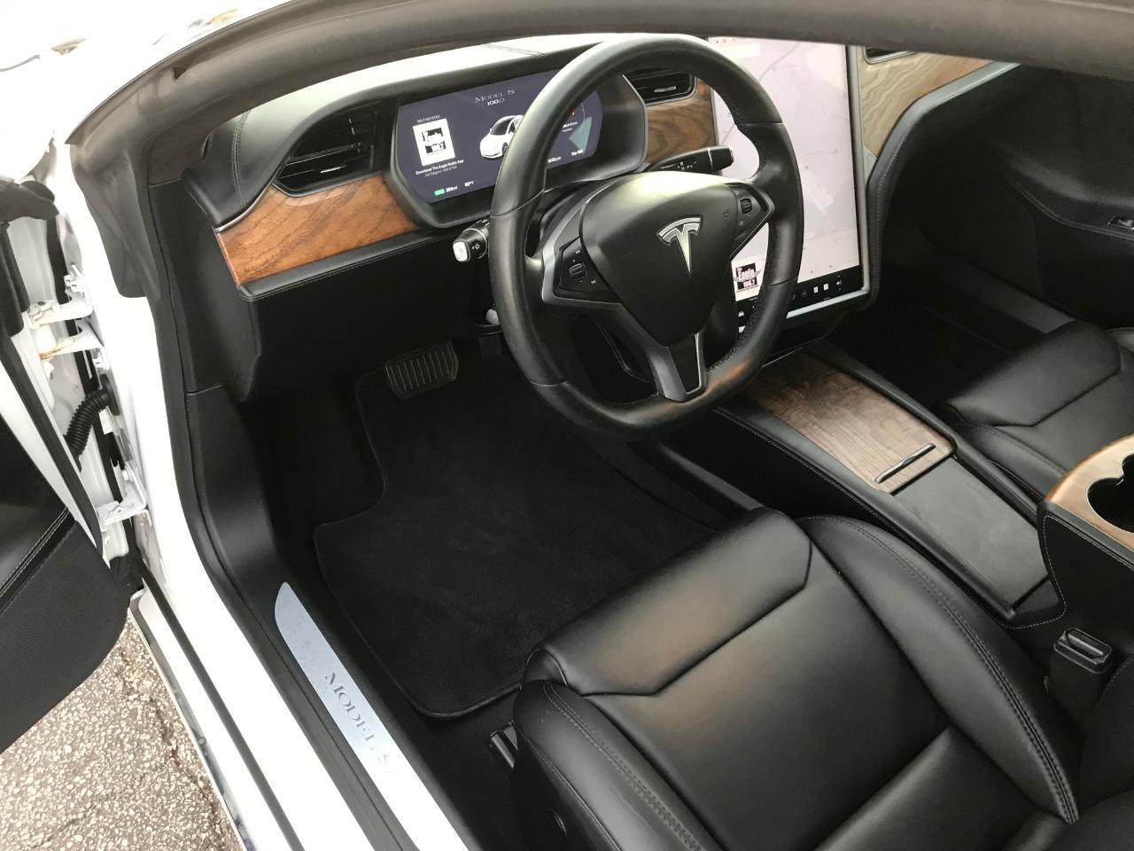 Tesla Model S  2019
