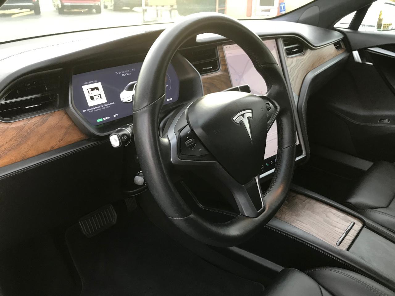Tesla Model S  2019