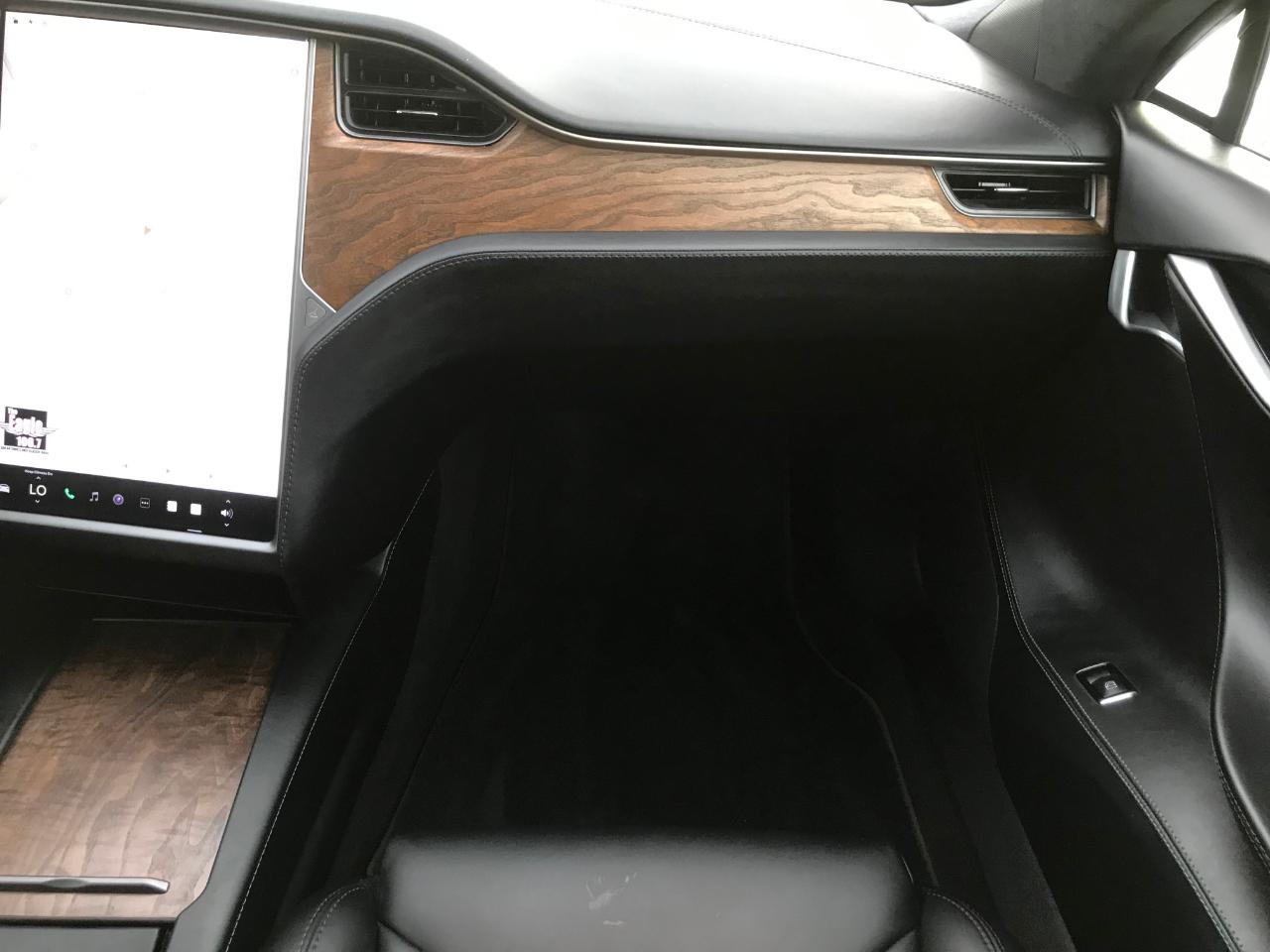Tesla Model S  2019