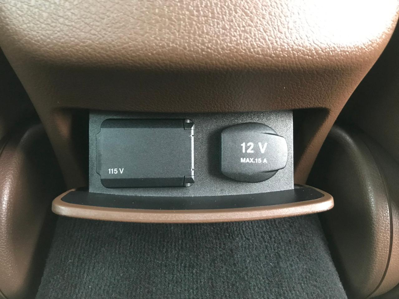 Mercedes-Benz E-Class E300 Luxury Sedan 2019