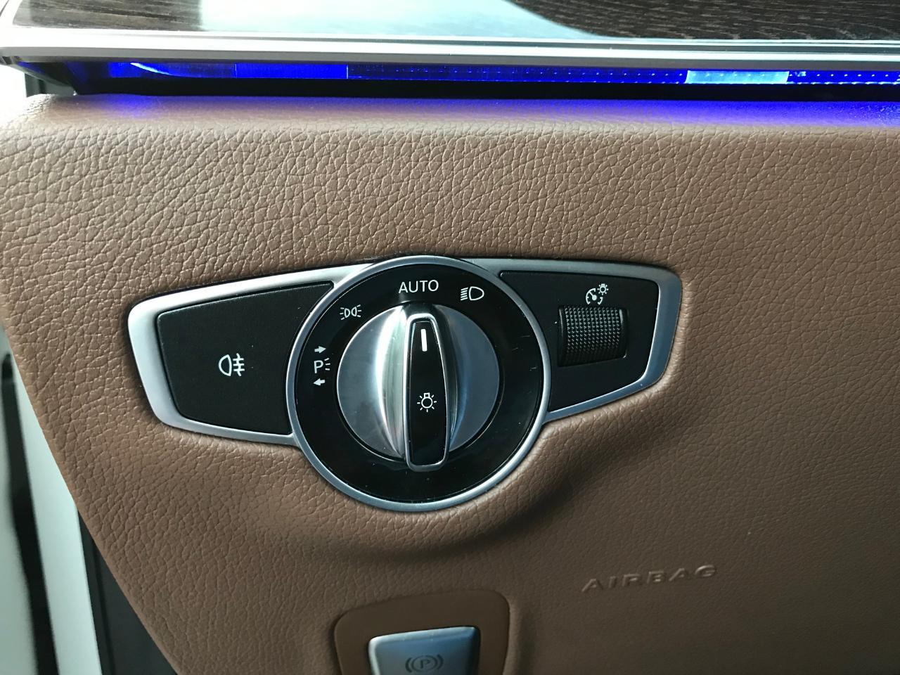 Mercedes-Benz E-Class E300 Luxury Sedan 2019