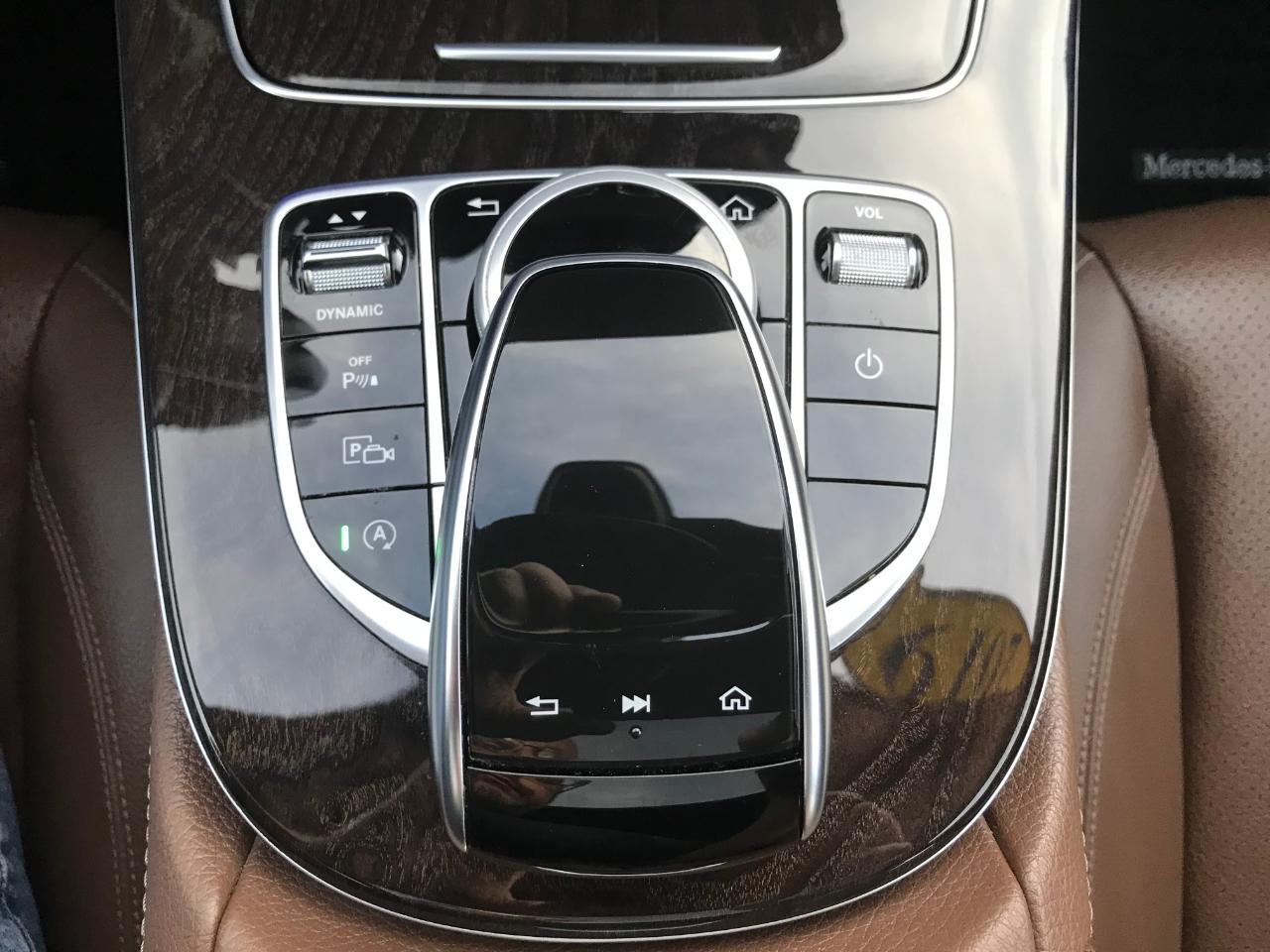 Mercedes-Benz E-Class E300 Luxury Sedan 2019