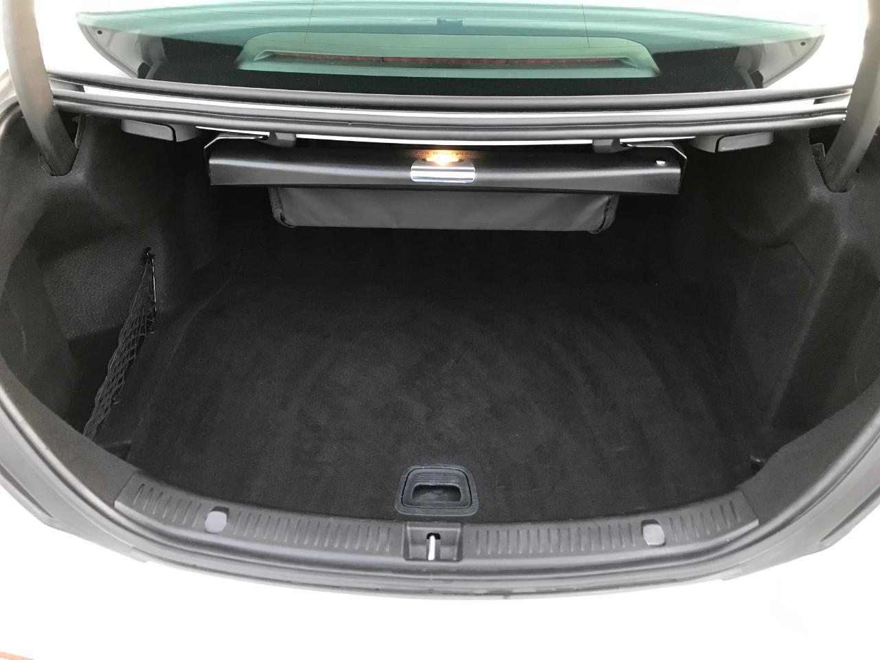 Mercedes-Benz E-Class E300 Luxury Sedan 2019