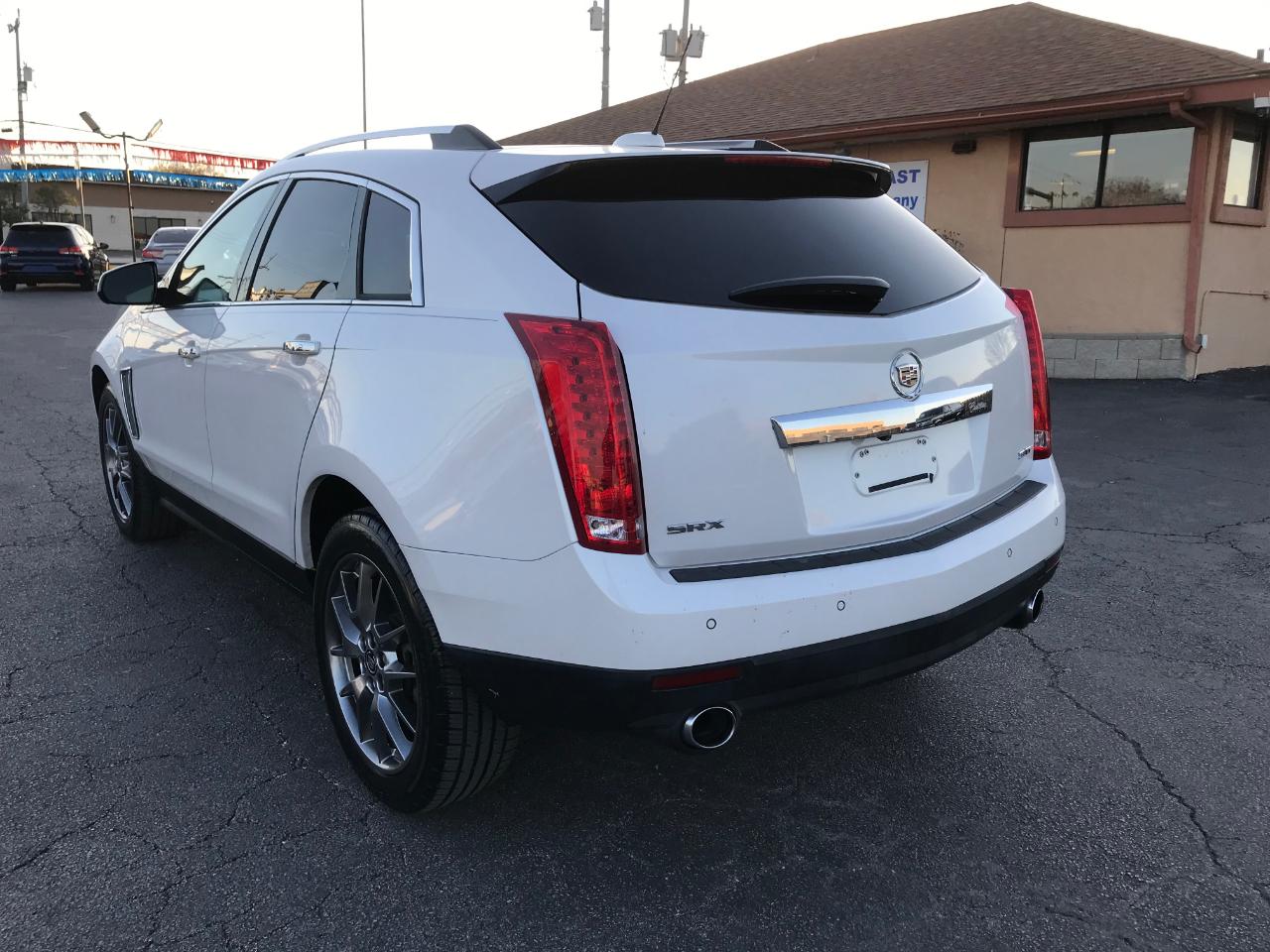 Cadillac SRX Premium Collection FWD 2016