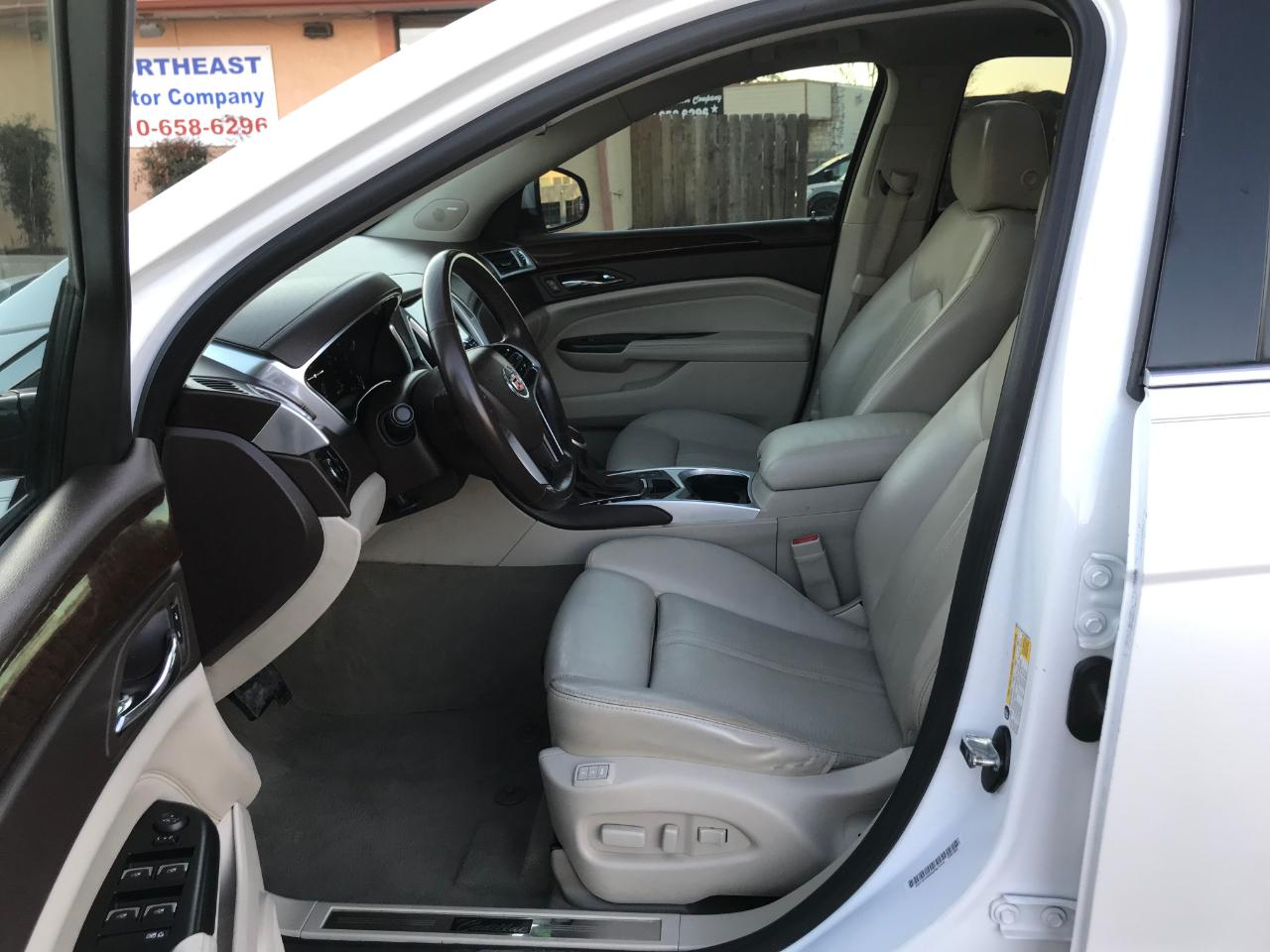 Cadillac SRX Premium Collection FWD 2016