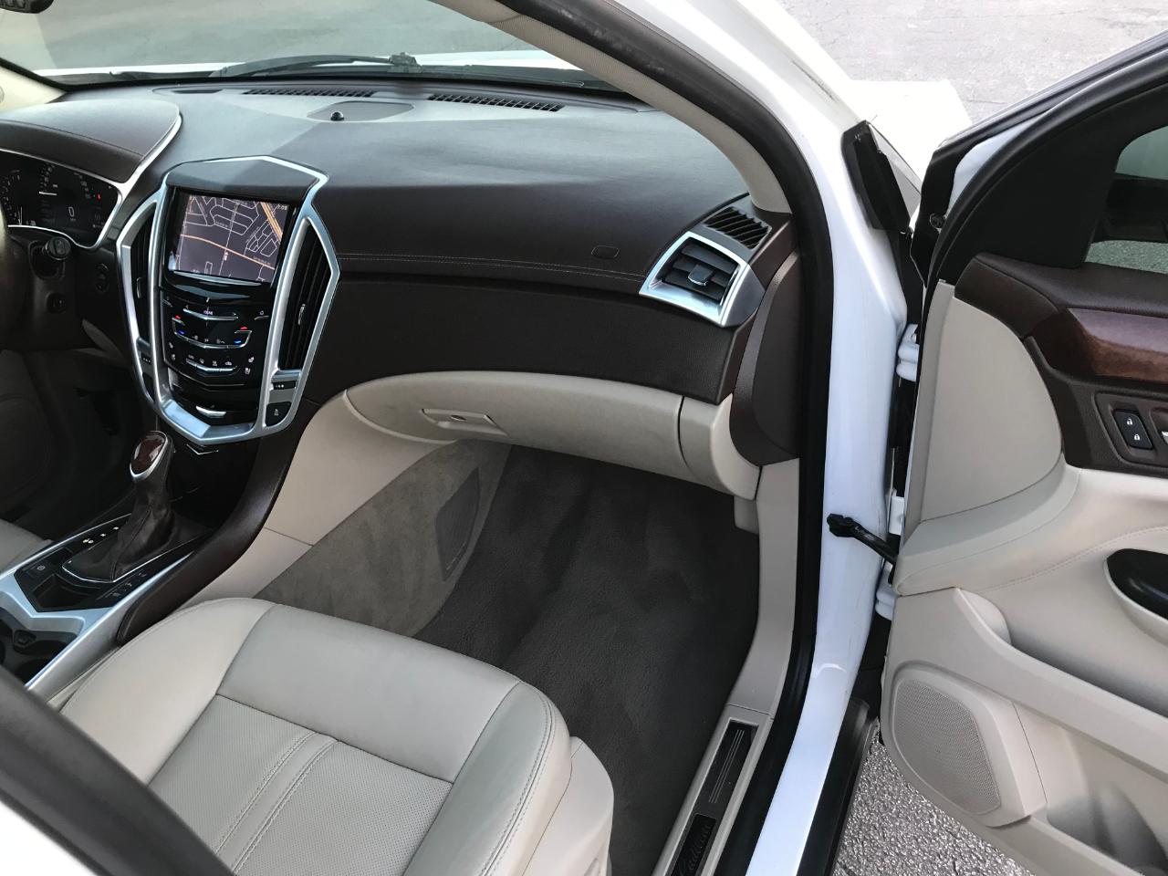 Cadillac SRX Premium Collection FWD 2016