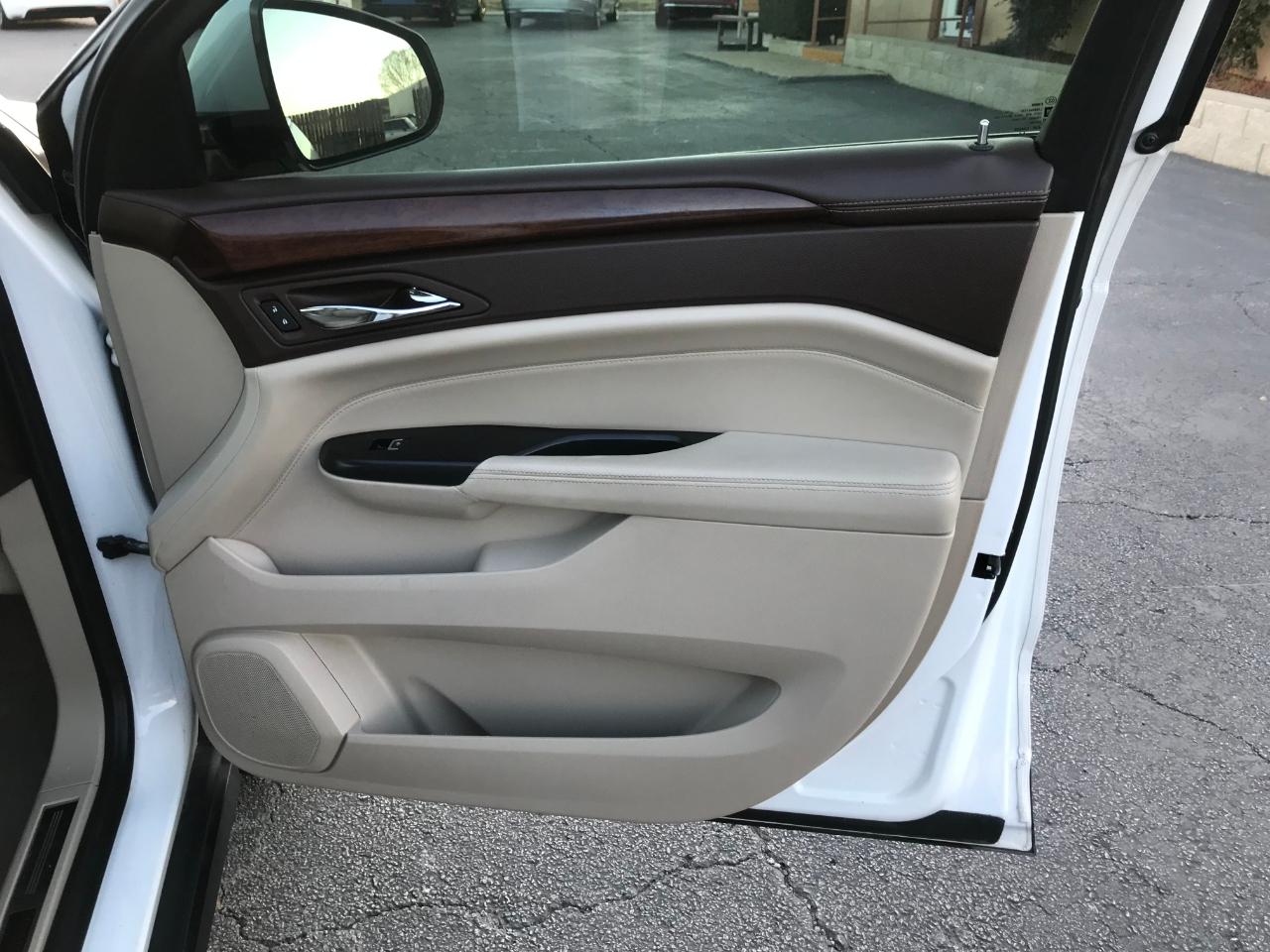 Cadillac SRX Premium Collection FWD 2016