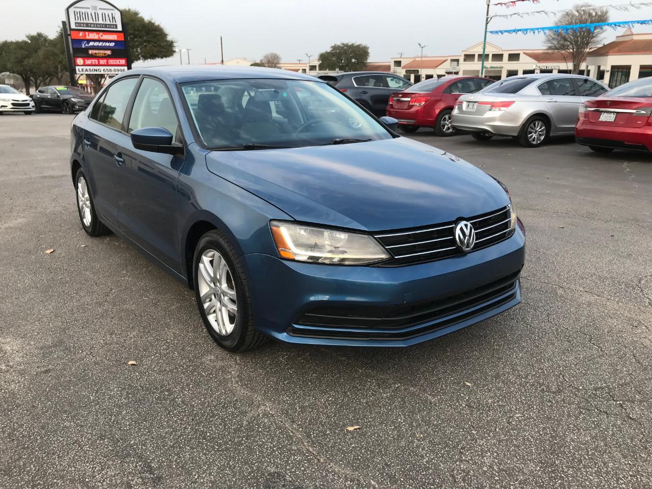 Volkswagen Jetta 1.4T S 6A 2018