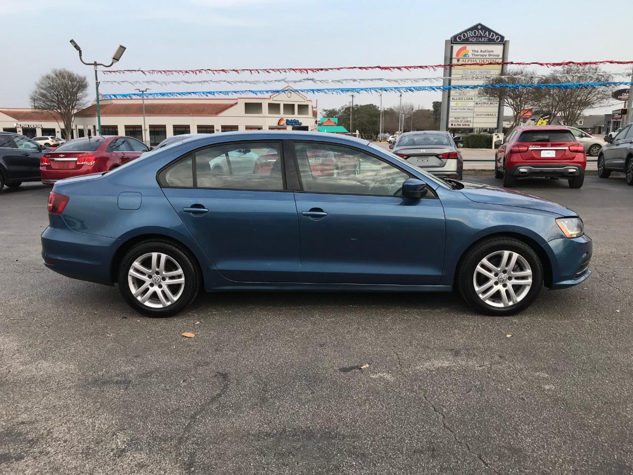 Volkswagen Jetta 1.4T S 6A 2018
