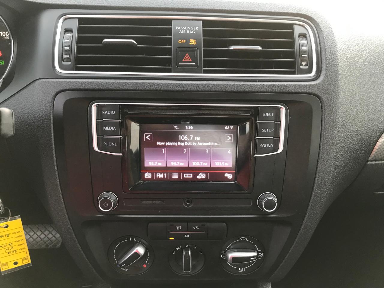 Volkswagen Jetta 1.4T S 6A 2018