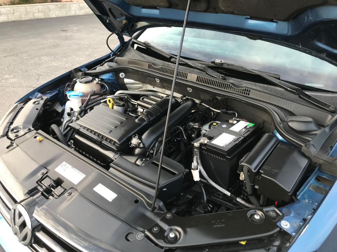 Volkswagen Jetta 1.4T S 6A 2018