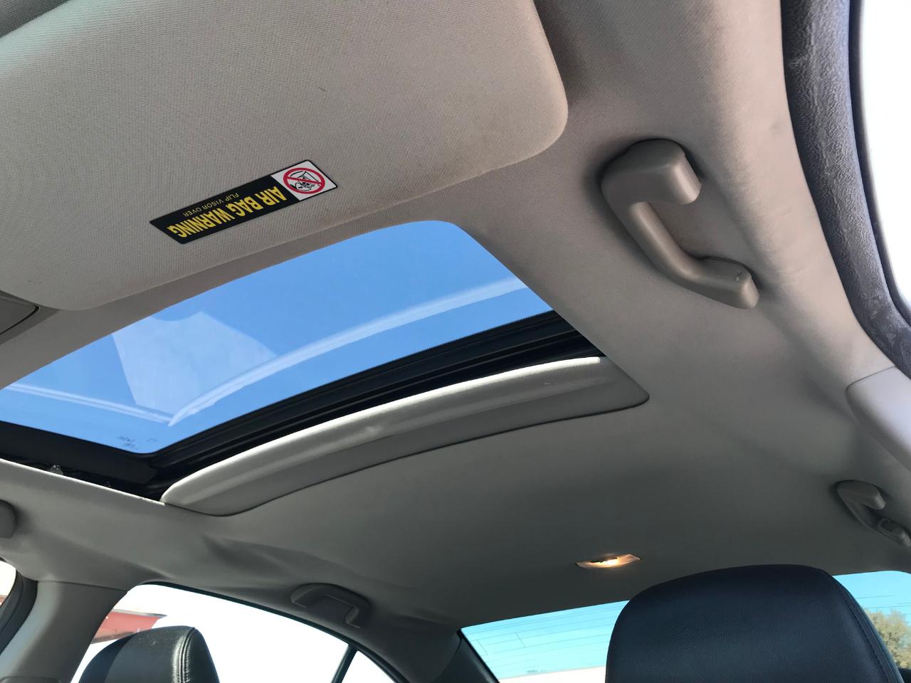 Honda Accord EX-L V-6 Sedan AT 2011