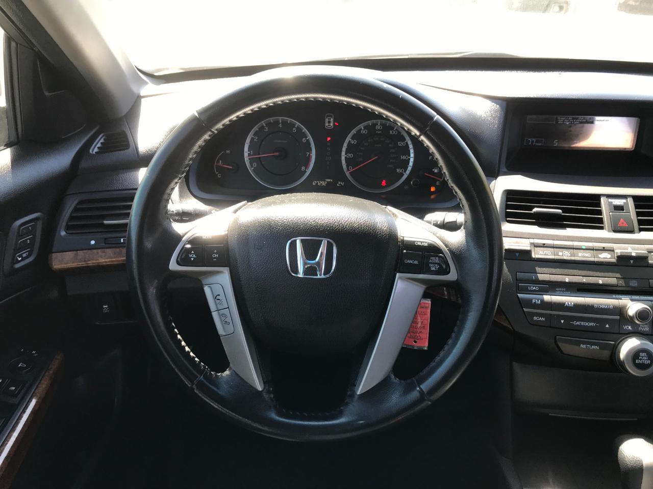Honda Accord EX-L V-6 Sedan AT 2011