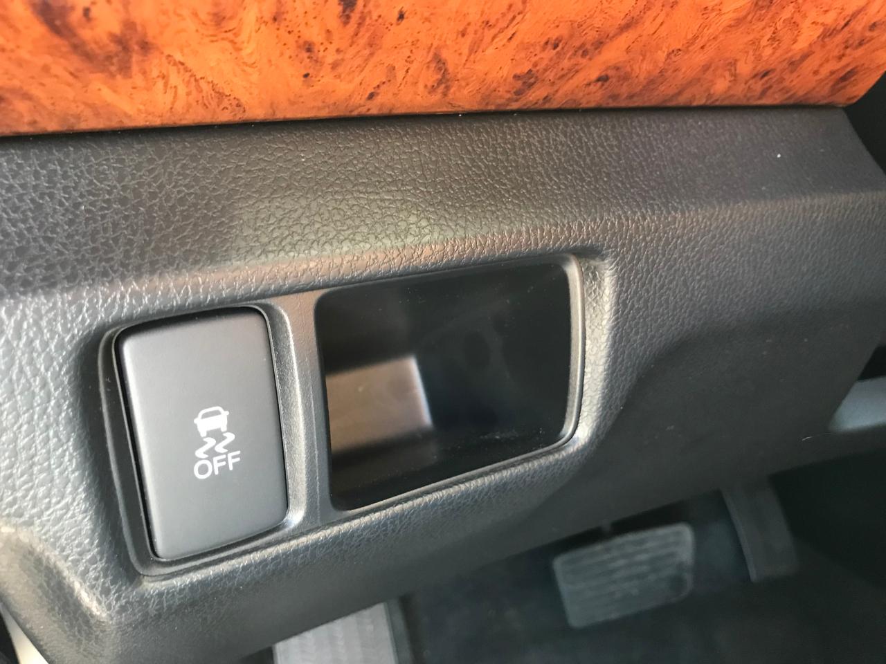 Honda Accord EX-L V-6 Sedan AT 2011