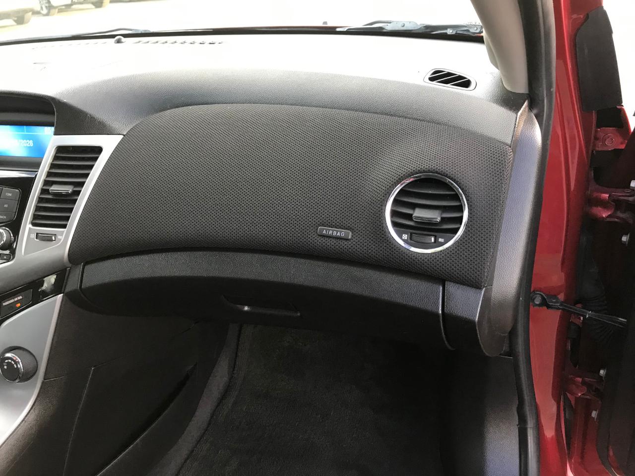 Chevrolet Cruze  2012