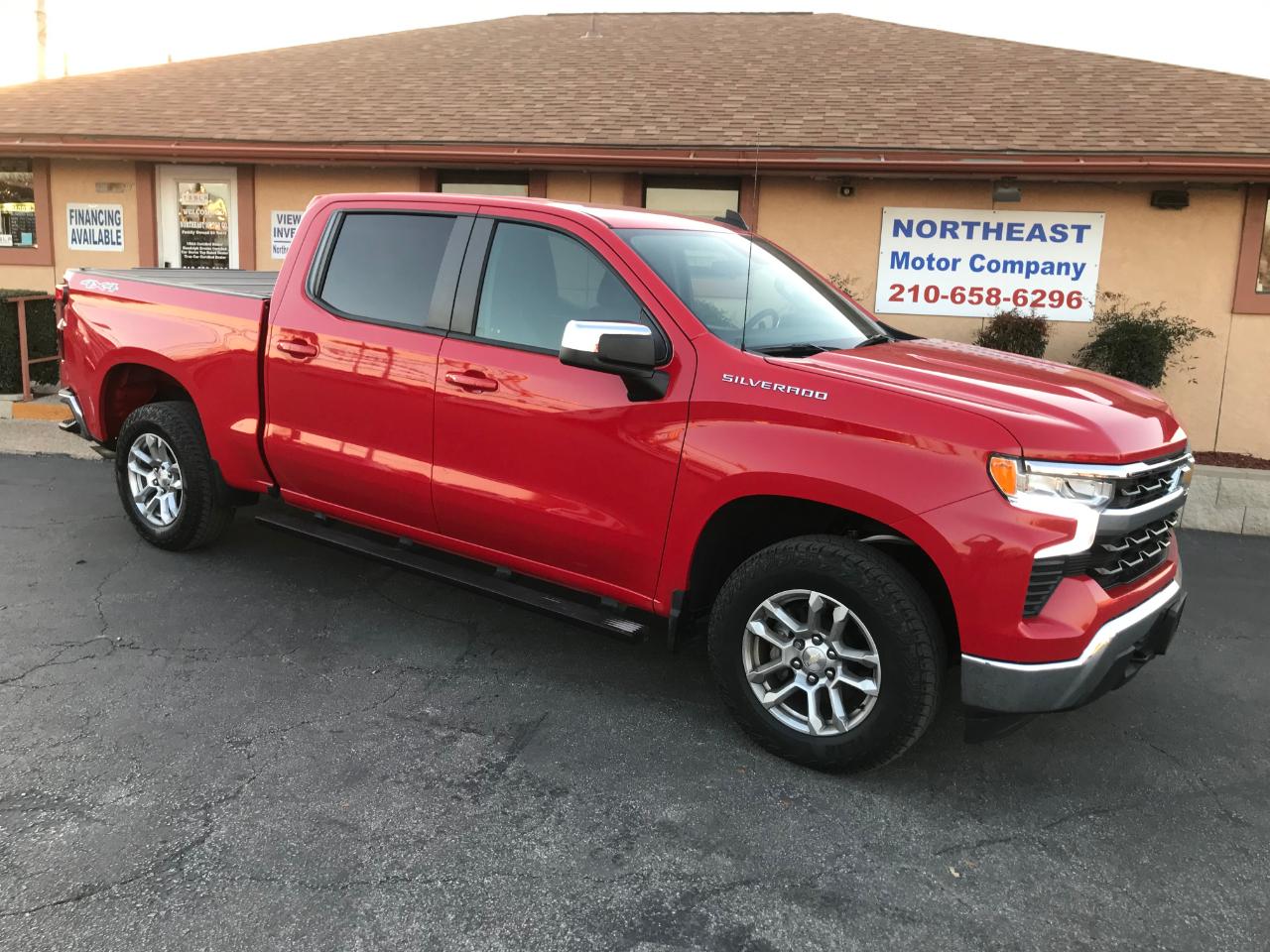2022 Chevrolet Silverado 1500 LT-L Crew Cab 4WD