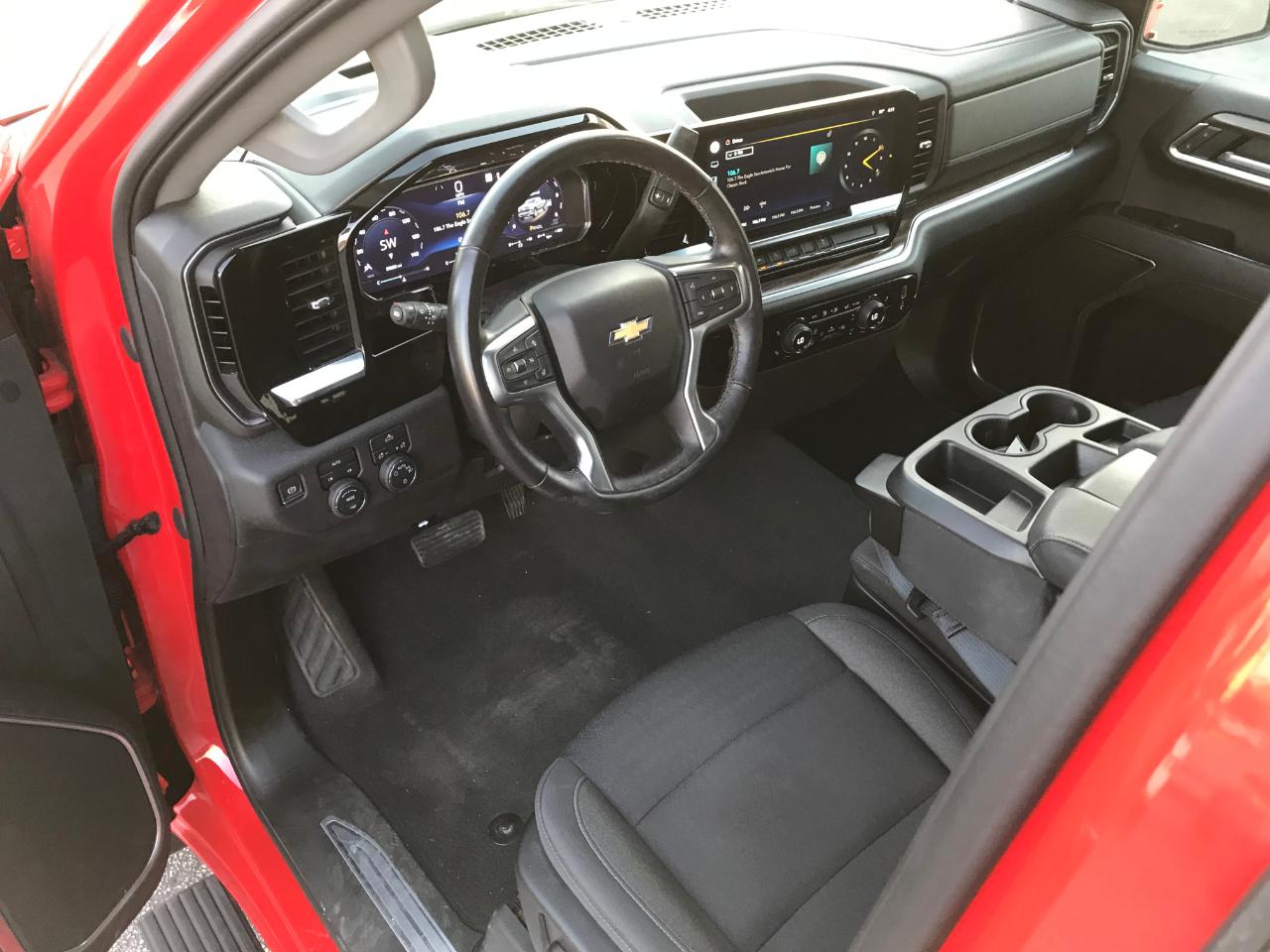 Chevrolet Silverado 1500 LT-L Crew Cab 4WD 2022