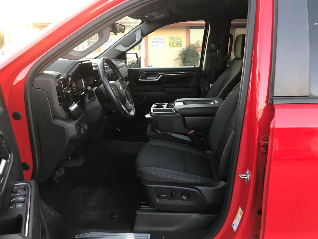 Chevrolet Silverado 1500 LT-L Crew Cab 4WD 2022