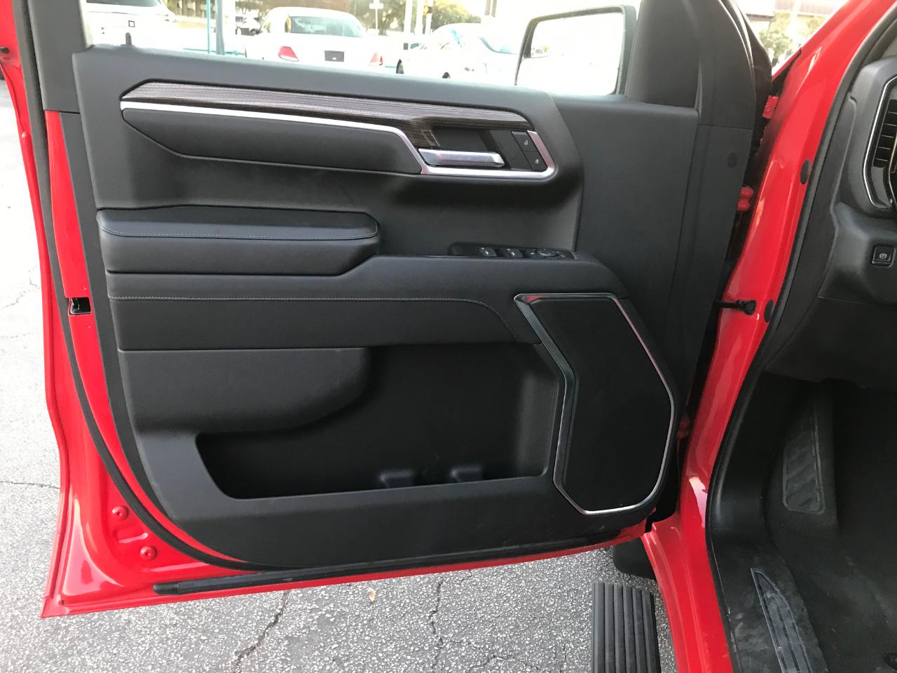 Chevrolet Silverado 1500 LT-L Crew Cab 4WD 2022