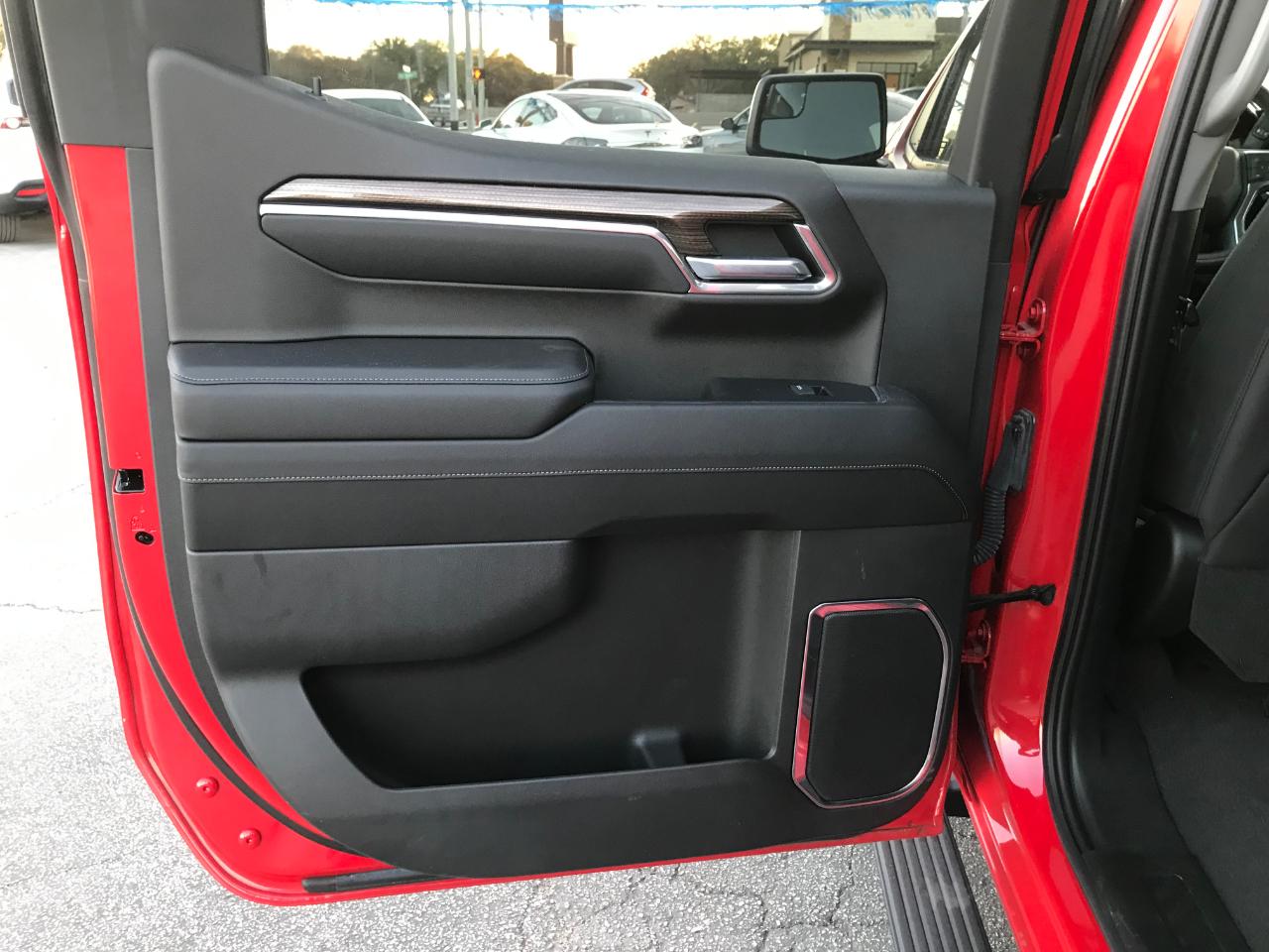 Chevrolet Silverado 1500 LT-L Crew Cab 4WD 2022