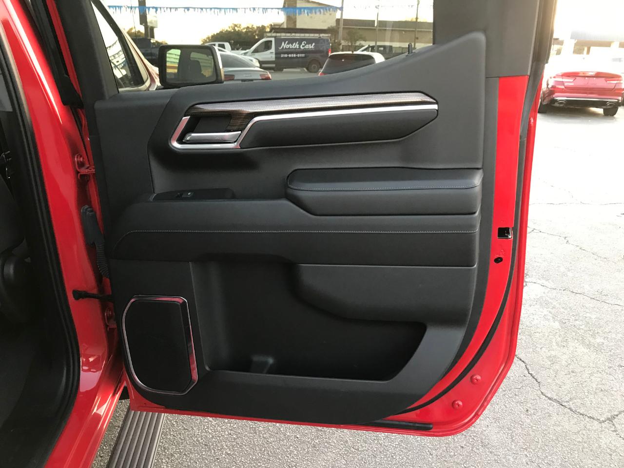 Chevrolet Silverado 1500 LT-L Crew Cab 4WD 2022