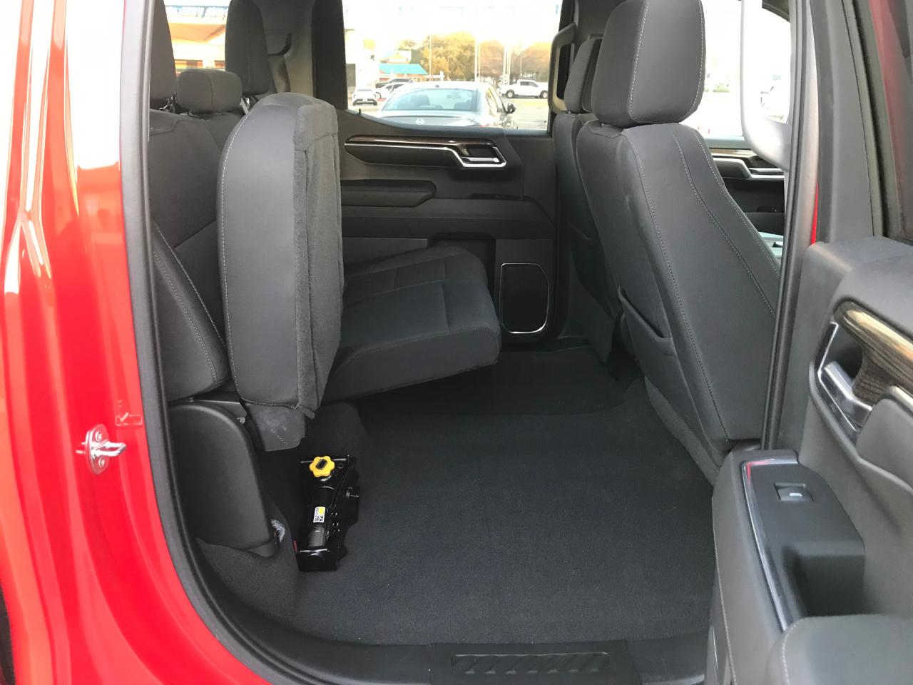 Chevrolet Silverado 1500 LT-L Crew Cab 4WD 2022