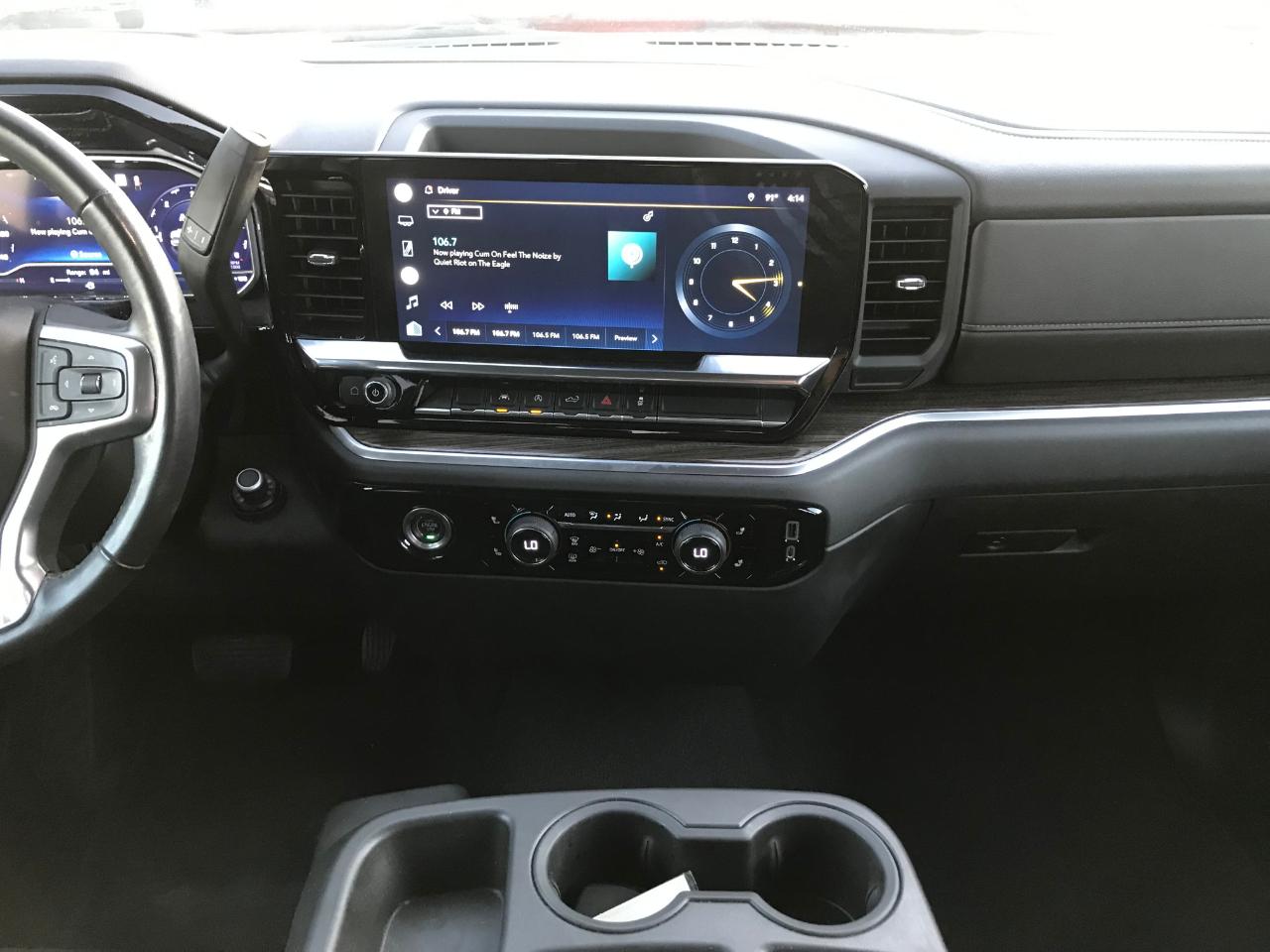 Chevrolet Silverado 1500 LT-L Crew Cab 4WD 2022