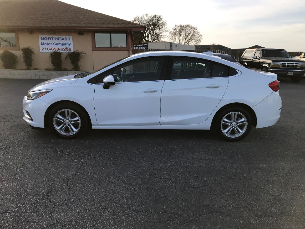 Chevrolet Cruze LT Auto 2017