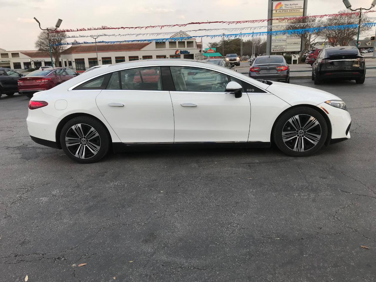 Mercedes-Benz EQS 450+ 2023