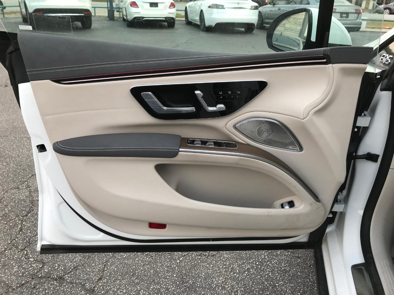 Mercedes-Benz EQS 450+ 2023