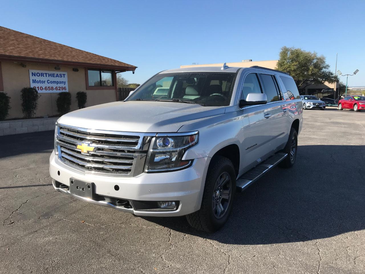 Chevrolet Suburban  2015