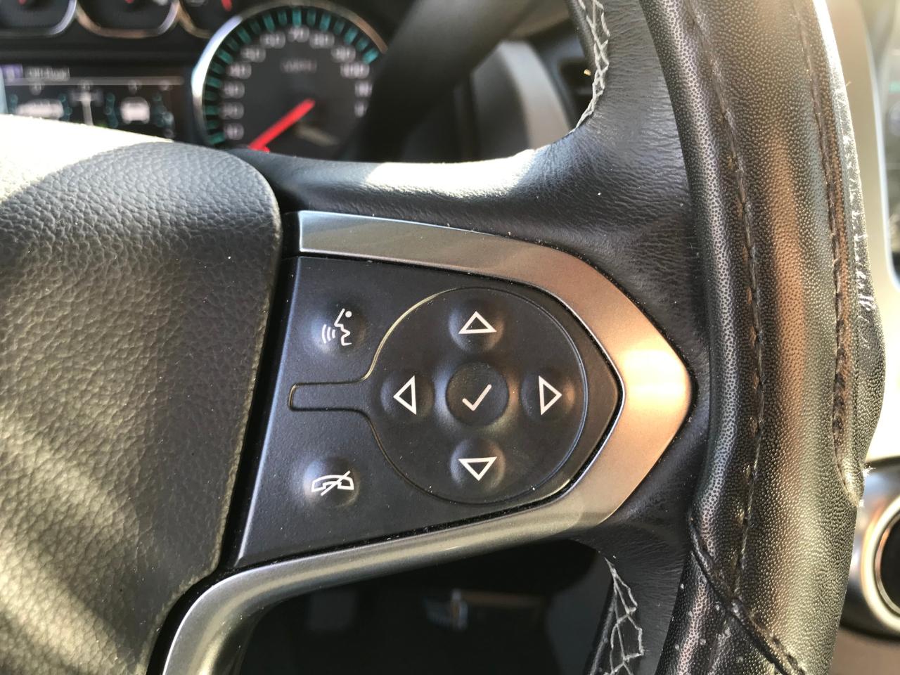 Chevrolet Suburban  2015