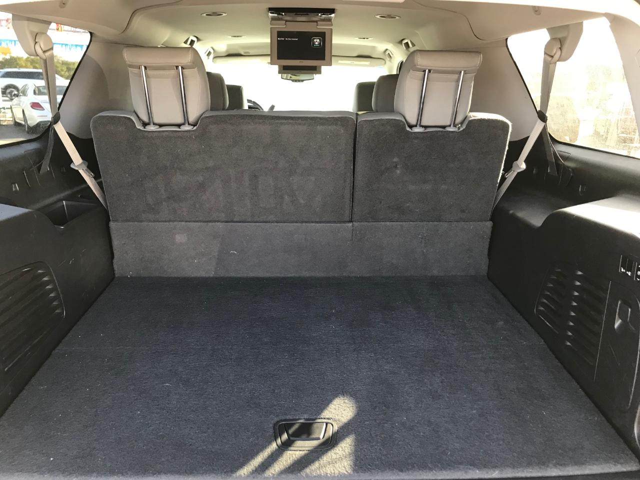 Chevrolet Suburban  2015